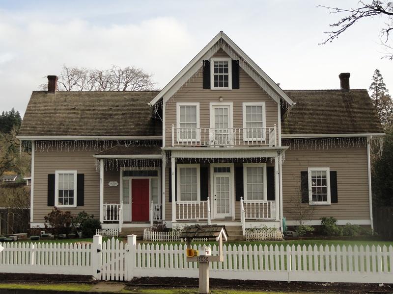 Clackamas River Dr - 13030